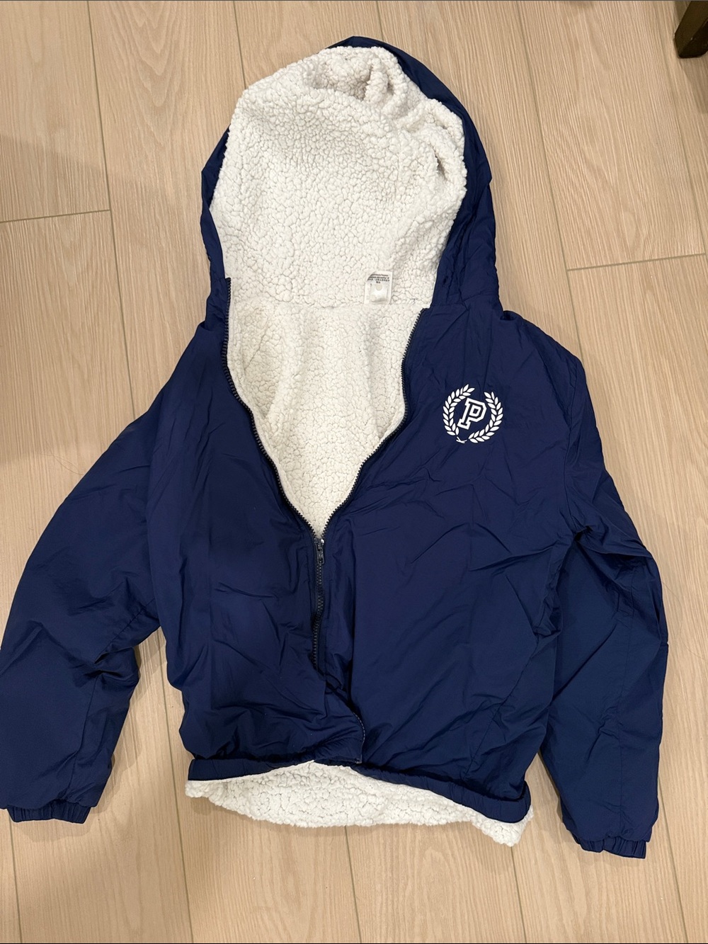 PINK Victoria's Secret Navy Puffer Jacket with White Sherpa Lining